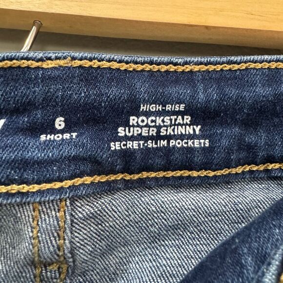 Old Navy Rockstar Jeans Size 6S EUC - Picture 5 of 5